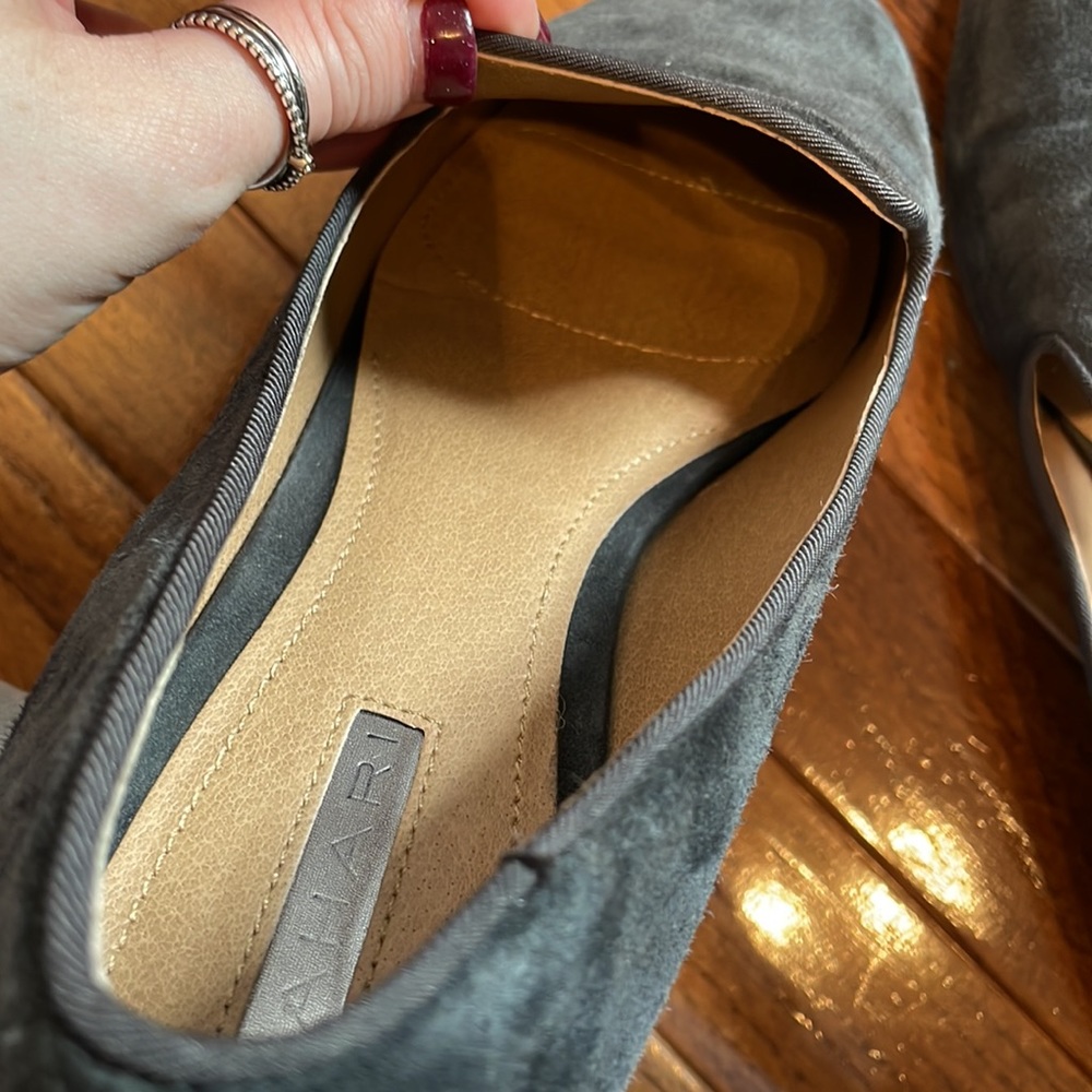 Dark gray suede Tahari flat - Picture 7 of 8